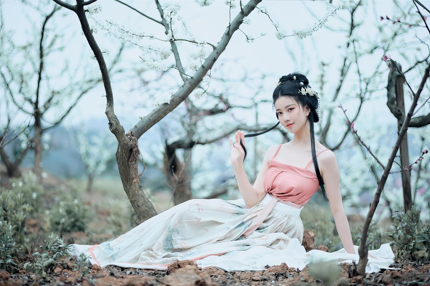 三月榕