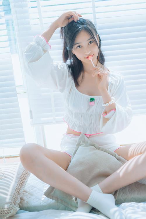 33b38eb5.jpg